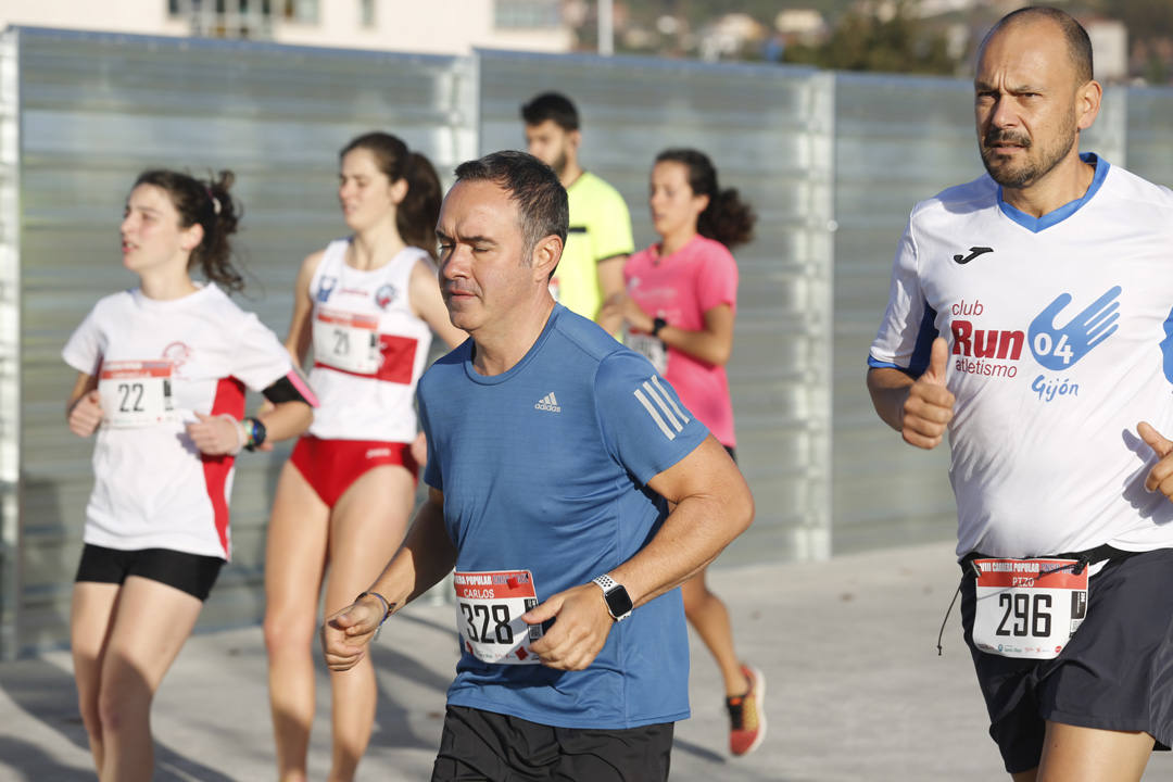 Más de 700 corredores participaron en la carrera que volvió a unir a las dos entidades