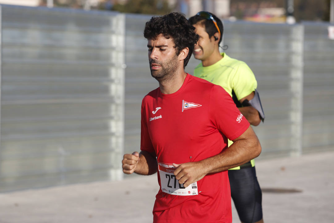 Más de 700 corredores participaron en la carrera que volvió a unir a las dos entidades