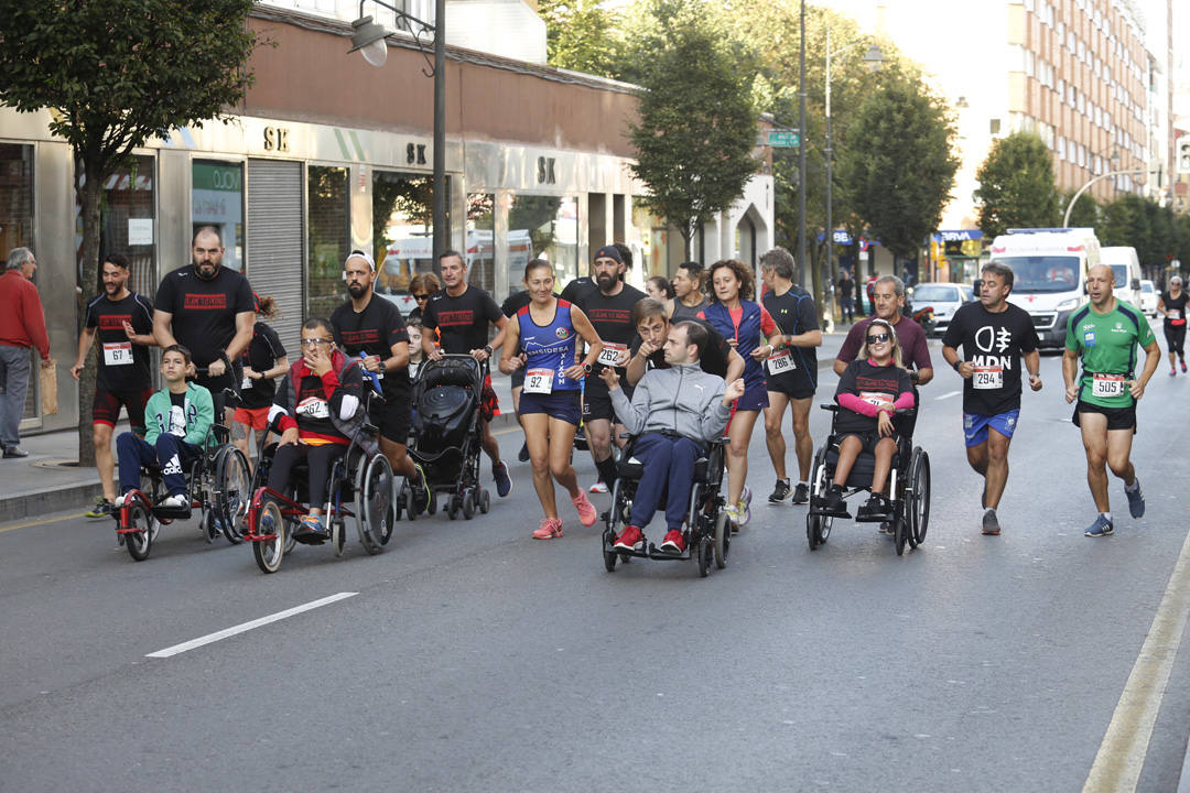 Más de 700 corredores participaron en la carrera que volvió a unir a las dos entidades