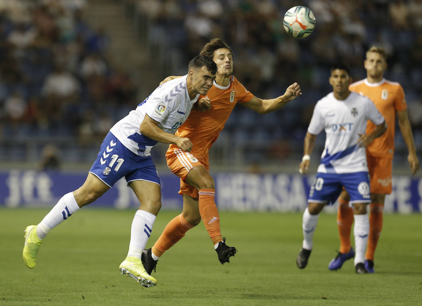 Fotos: Primera victoria de la temporada del Real Oviedo