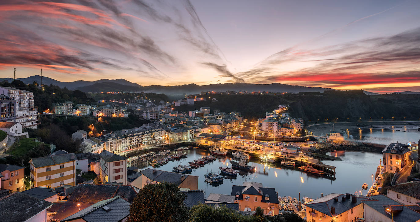 Noche en Luarca.