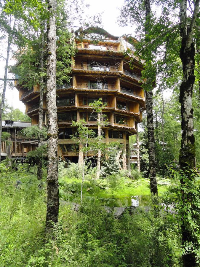 Hotel Nothofagus (Reserva Biológica Huilo Huilo, Selva Patagónica)
