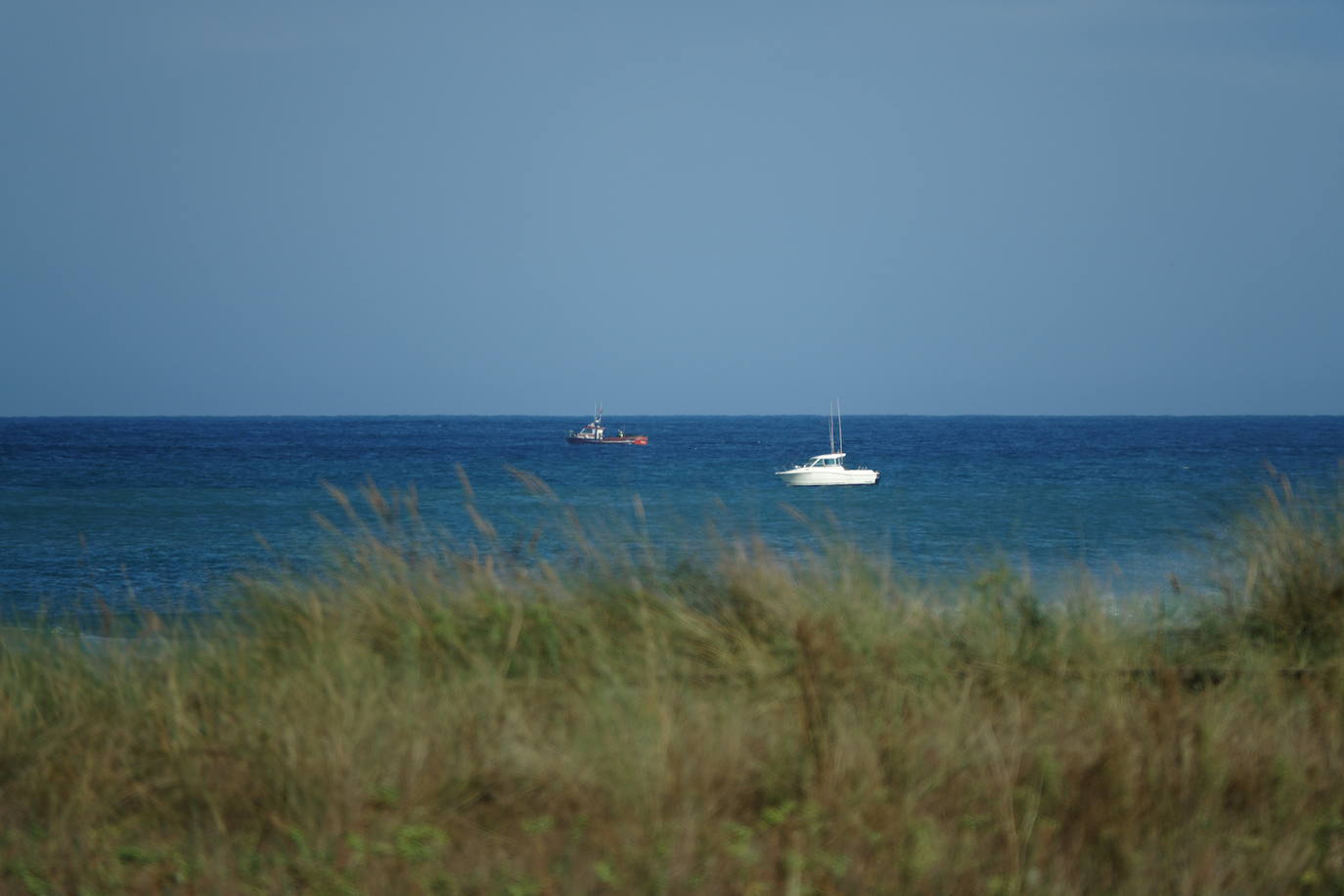 A medida que avanza el otoño, el oriente asturiano comienza a teñirse de amarillo, naranja y rojo. Aunque el verde resiste y el calor aún no quiere dar el testigo a los días más fríos.