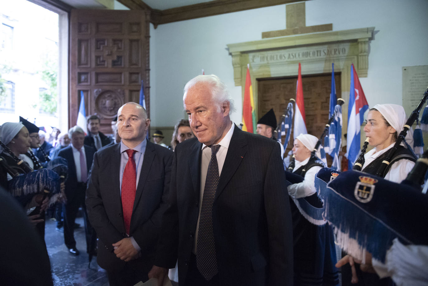 Los galardones iberoamericanos de Asicom y la Universidad de oviedo cumplen una década de homenajes al «entendimiento humano»