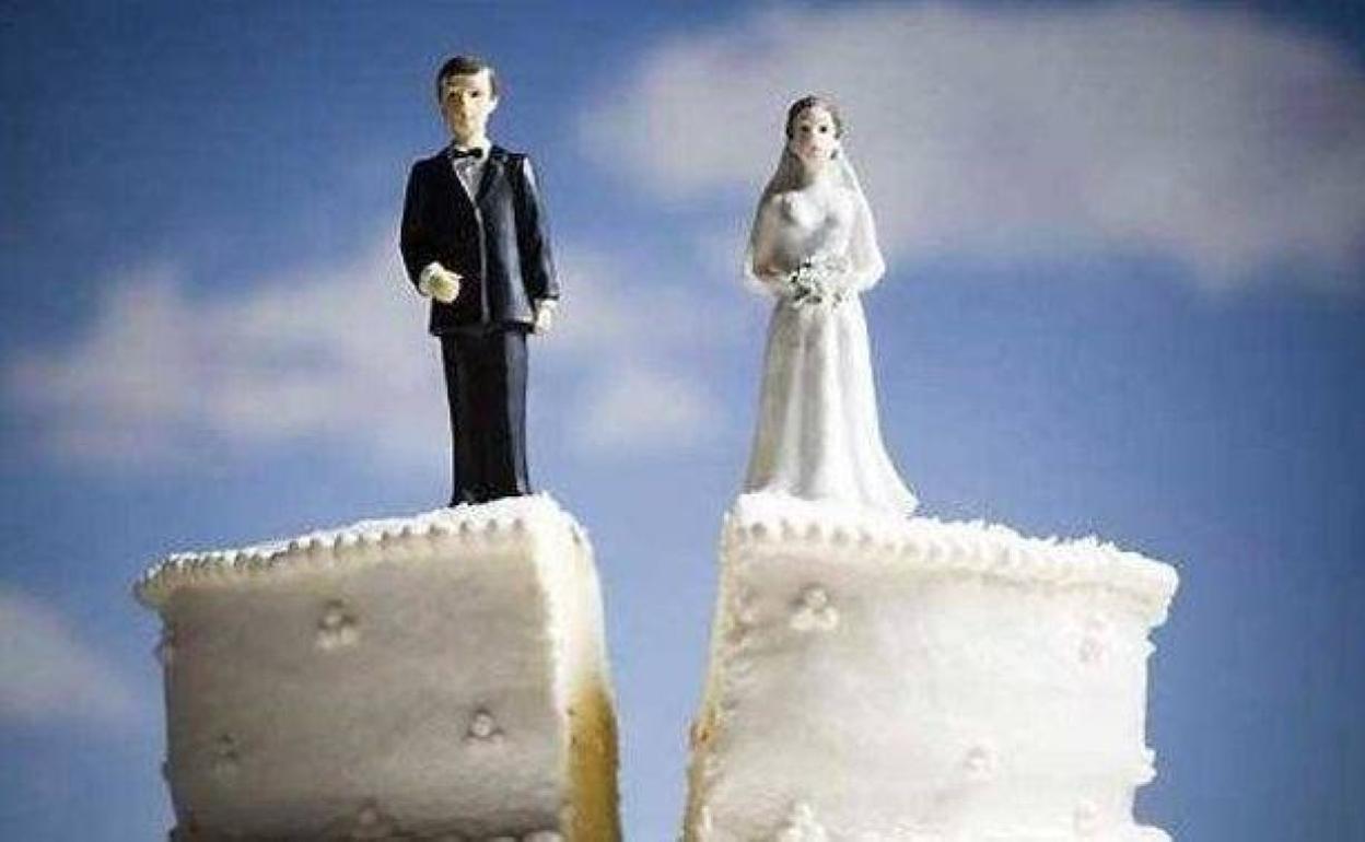 Las rupturas de matrimonios se reducen un 3% en Asturias