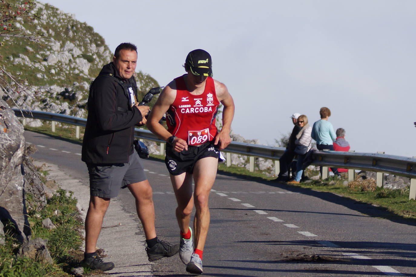 Cerca de 200 atletas se dieron cita en el trail. 