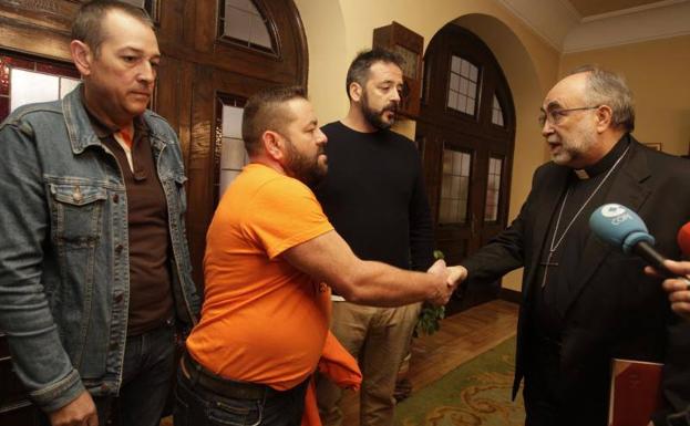 Sanz Montes, sobre los trabajadores de Vesuvius encerrados: «No son turistas en la Catedral»