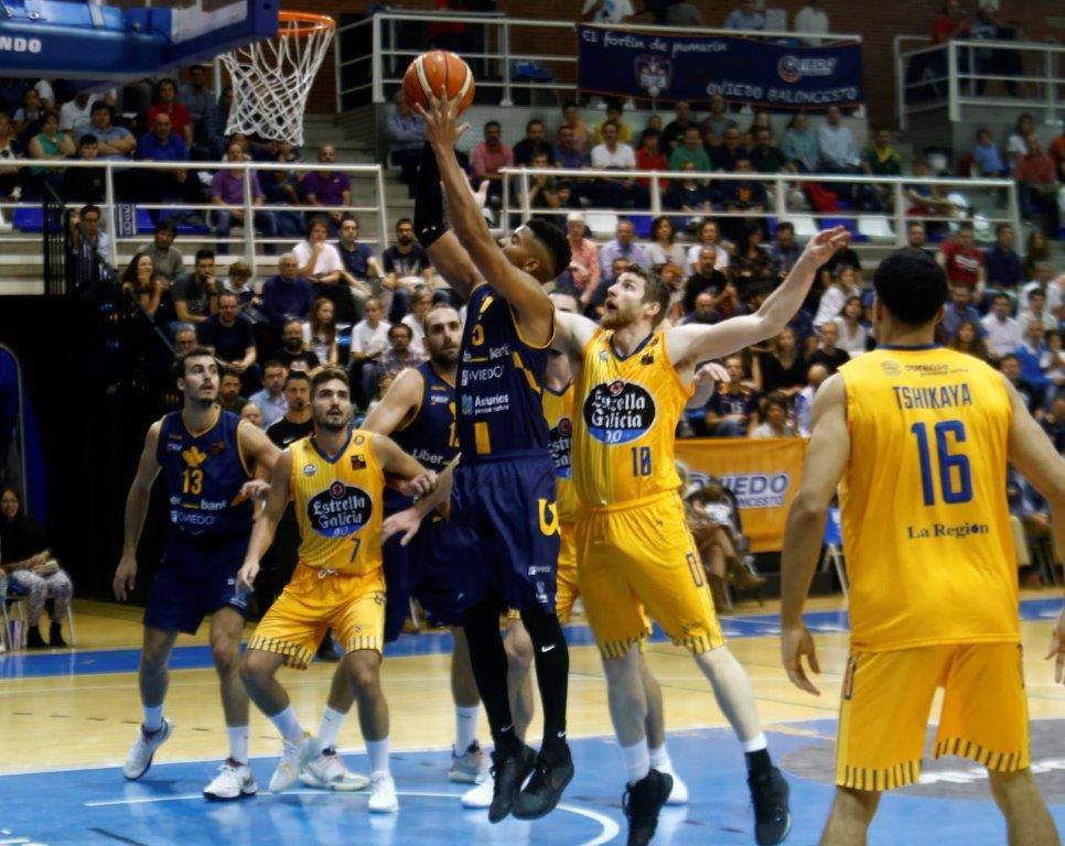 Fotos: Liberbank Oviedo 81 - 84 Ourense, en imágenes