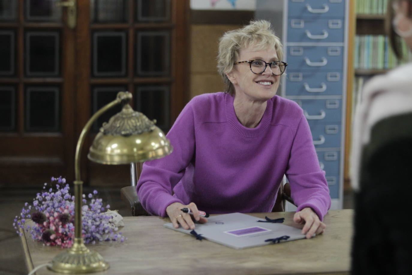 Siri Hustvedt mantiene un encuentro con estudiantes en el IES Alfonso II de Oviedo