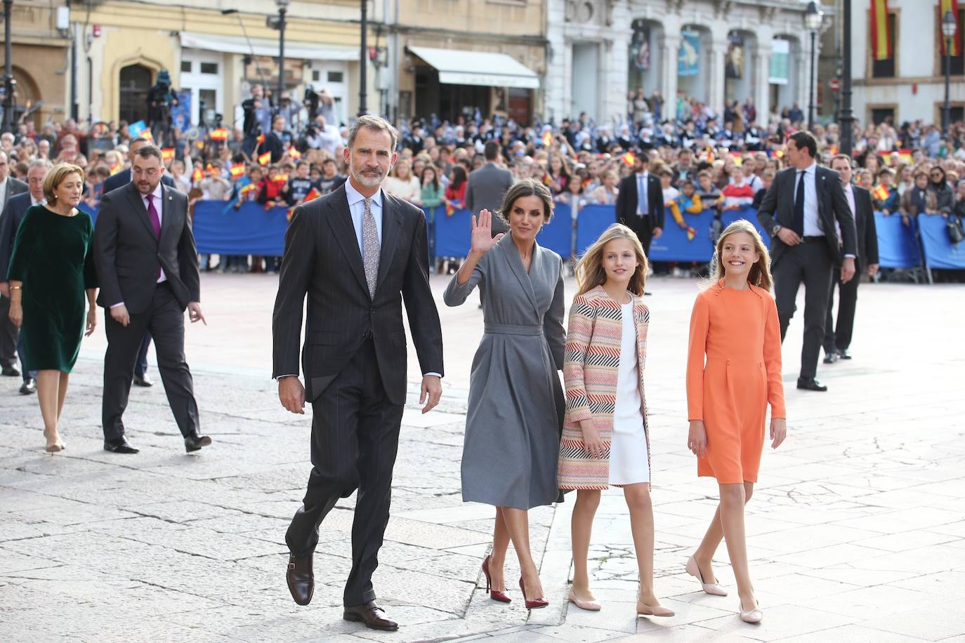 Doña Leonor llega a Oviedo en sus primeros Premios Princesa de Asturias. 