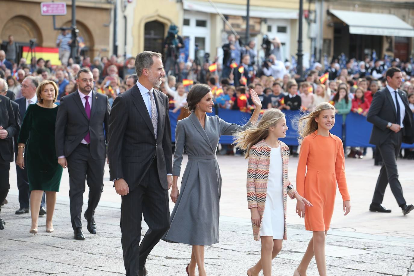 Doña Leonor llega a Oviedo en sus primeros Premios Princesa de Asturias. 