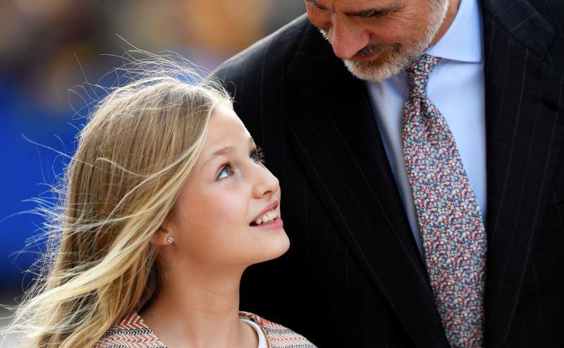 Doña Leonor llega a Oviedo en sus primeros Premios Princesa de Asturias. 