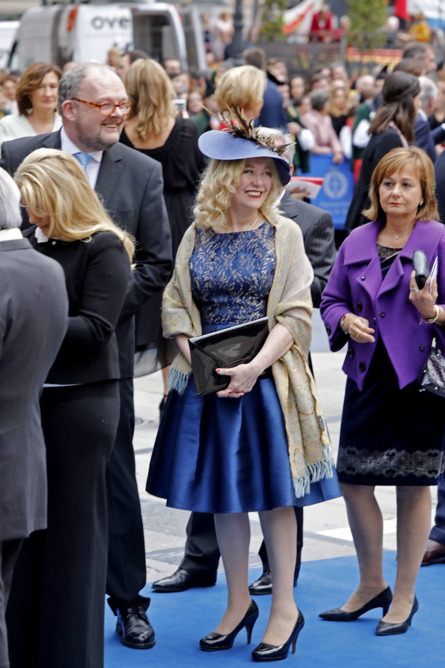 Familia Real, premiados e invitados han lucido sus mejores galas para asistir la ceremonia de entrega de los Premios