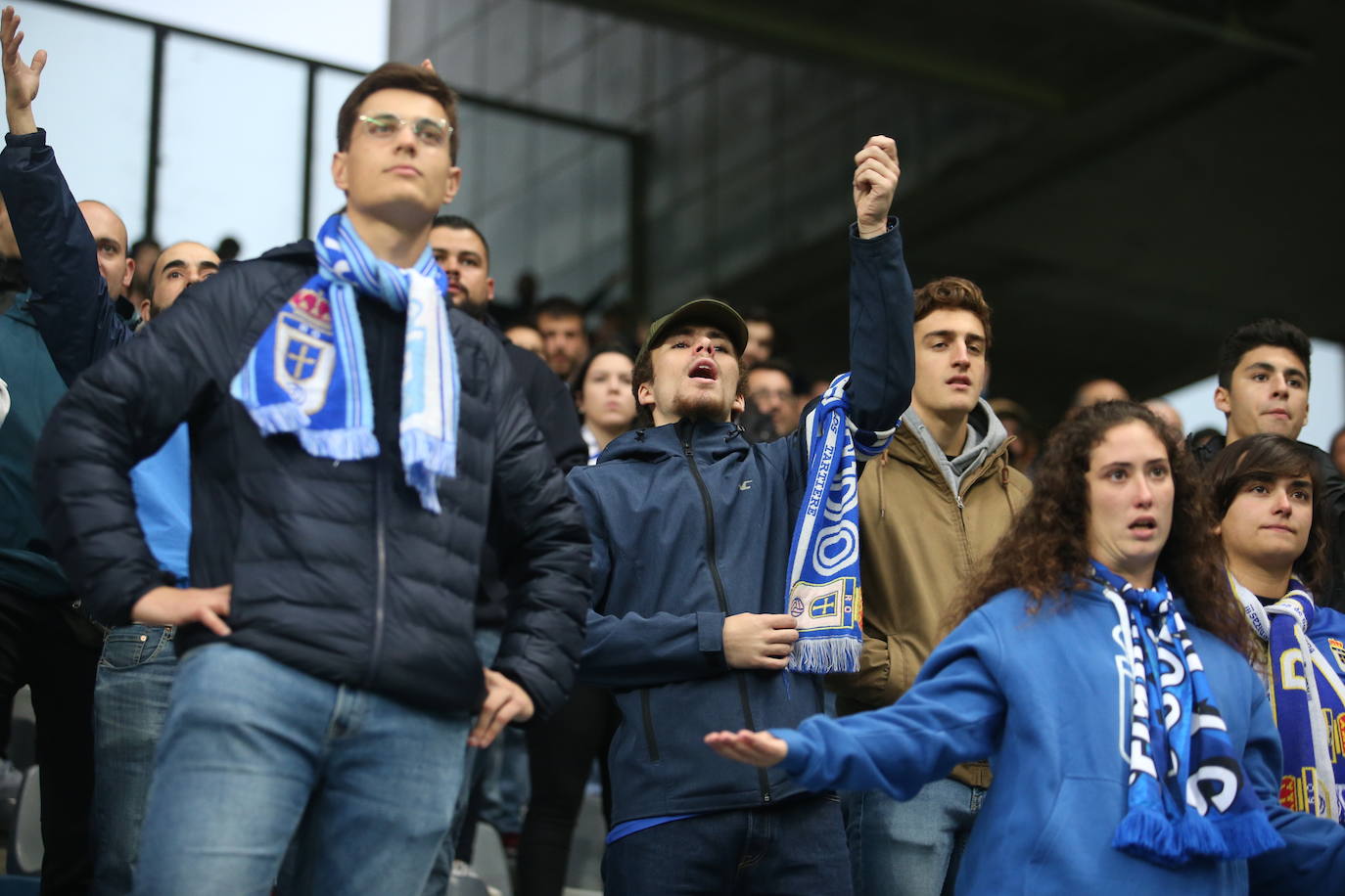 Fotos: ¿Estuviste en el Real Oviedo 4 - 2 Girona? ¡Búscate!