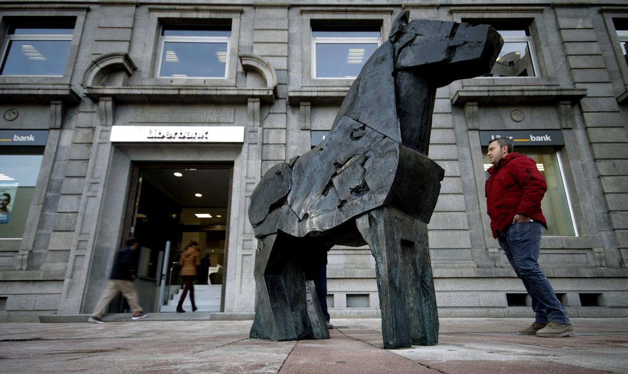 Oficinas centrales de Liberbank, en la plaza de La Escandalera de Oviedo. 