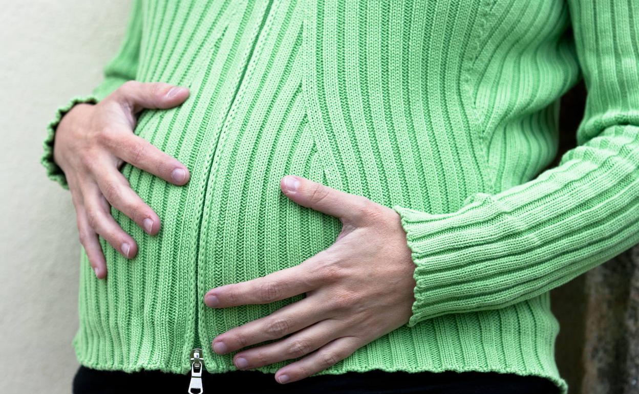 Mayores de 65 años y embarazadas podrán vacunarse contra la gripe en Asturias a partir de este lunes