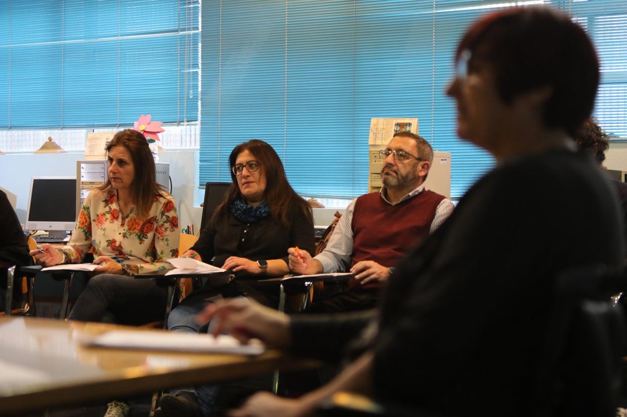 Reunión del jurado ayer en la sede de Difac. 