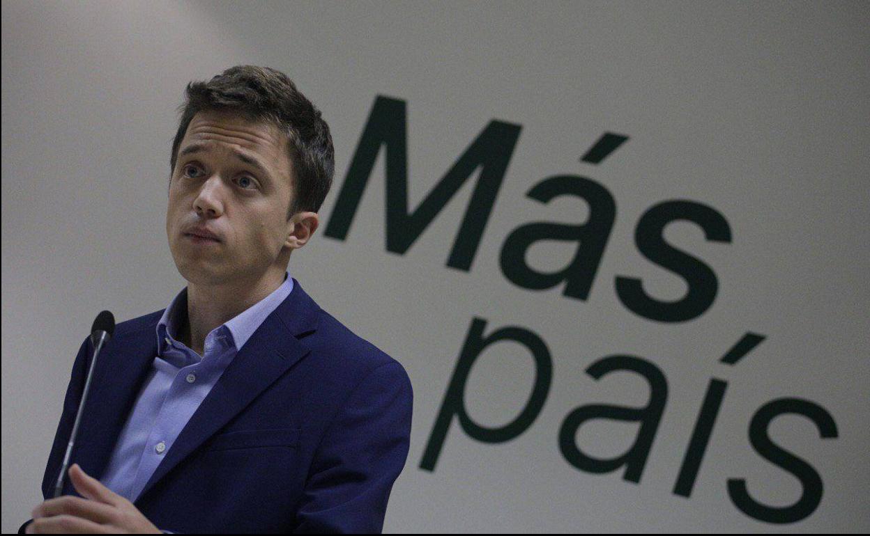 El líder de Más País, Íñigo Errejón, este miércoles en rueda de prensa.