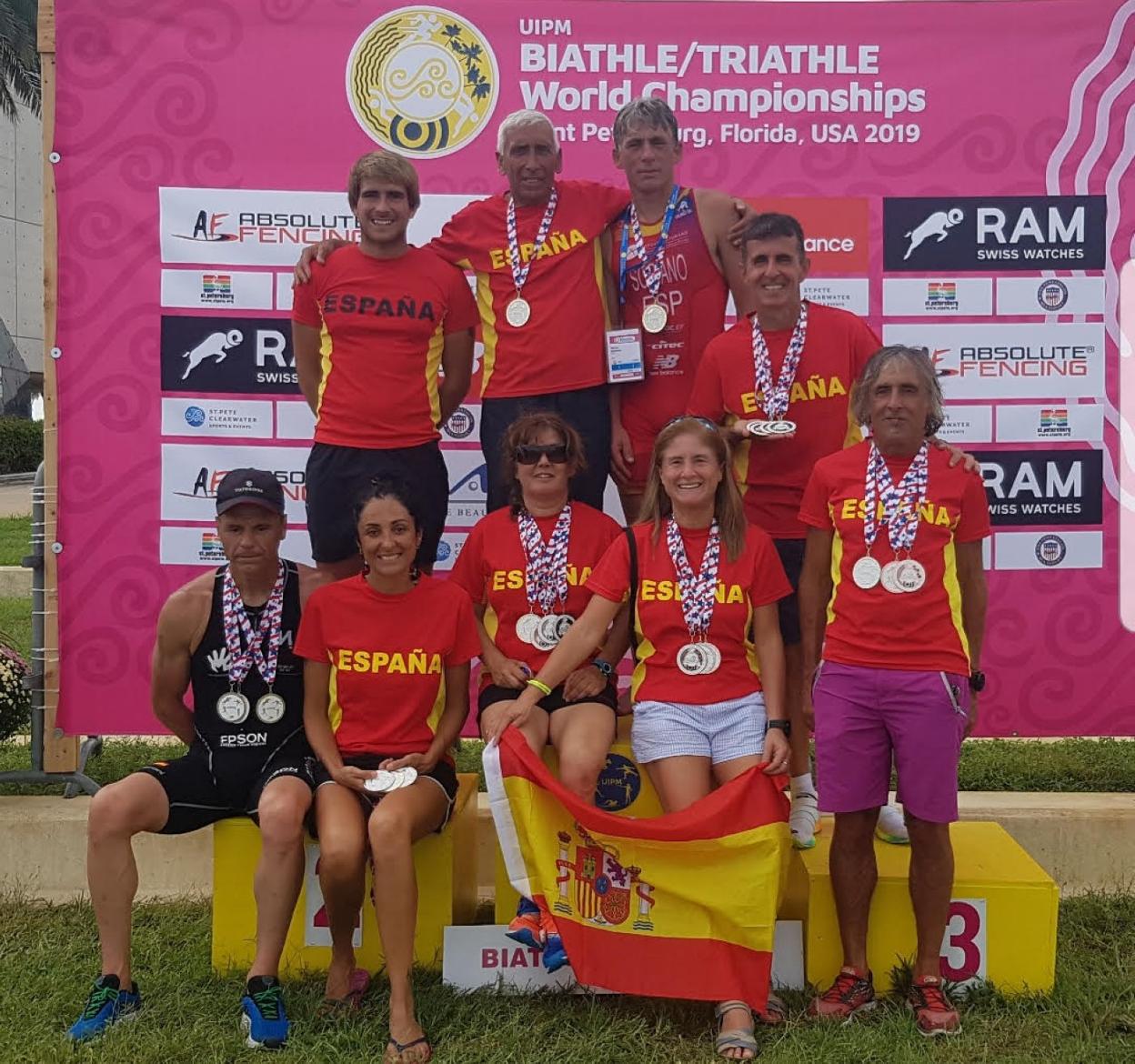 La representación asturiana luce su medallas en el Mundial. 