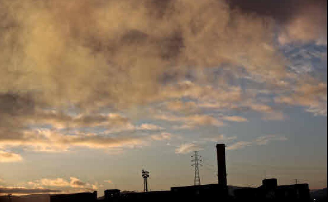 AZSA recibirá casi la mitad de las ayudas destinadas a la industria asturiana para compensar los costes de emisiones de CO2