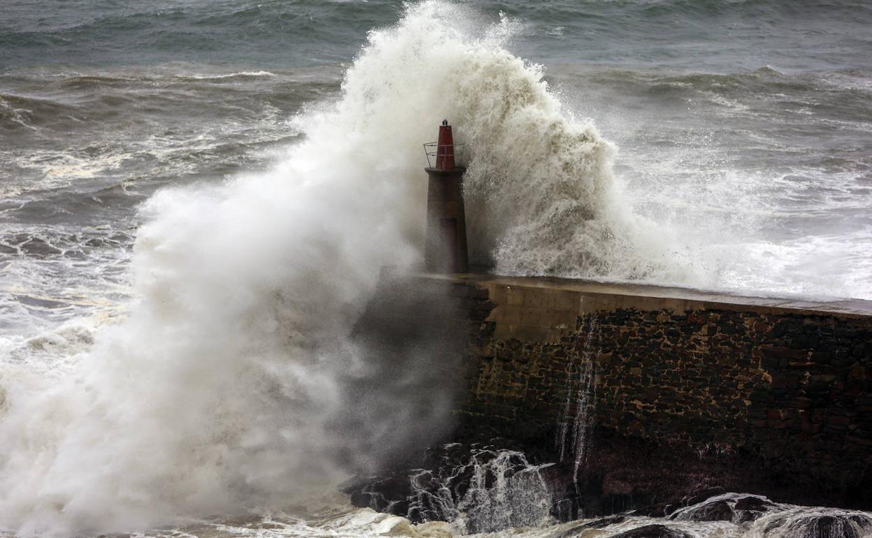 Los consejos del Servicio de Emergencias de Asturias ante el aviso de temporal