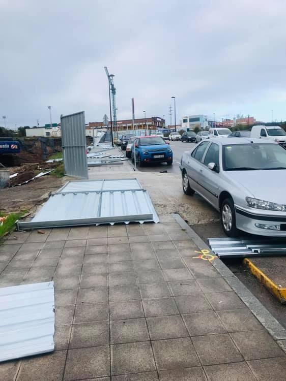 Fotos: La borrasca &#039;Amelie&#039; causa daños materiales en Gijón