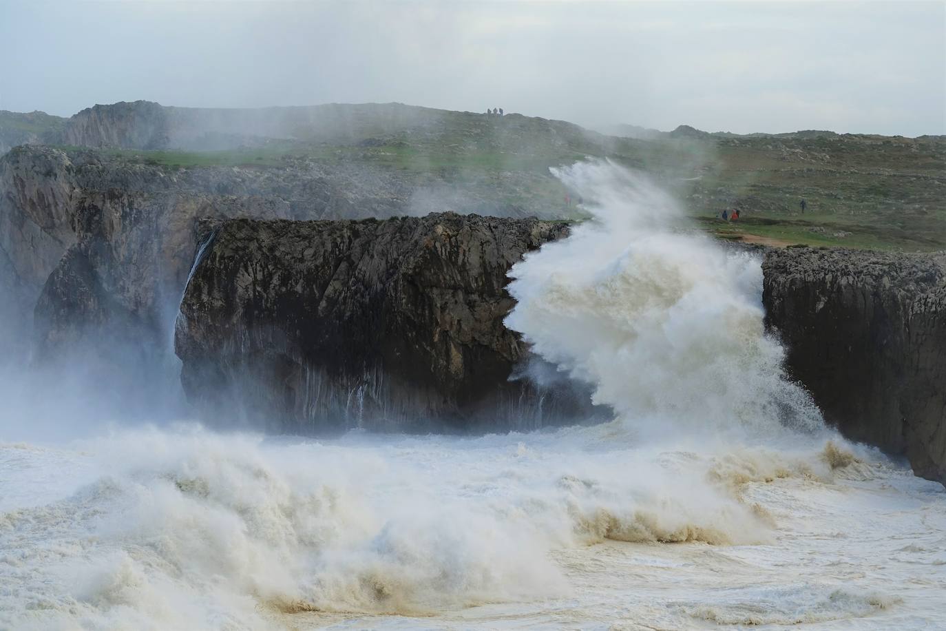 Fotos: Las impresionantes imágenes que deja &#039;Amelie&#039; en la costa de Asturias