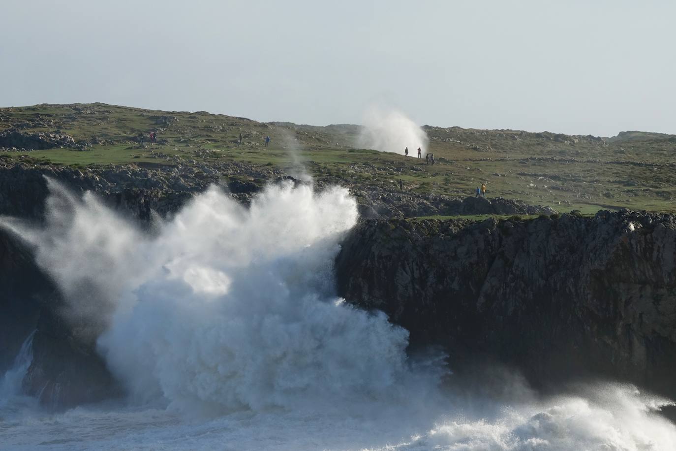 Fotos: Las impresionantes imágenes que deja &#039;Amelie&#039; en la costa de Asturias