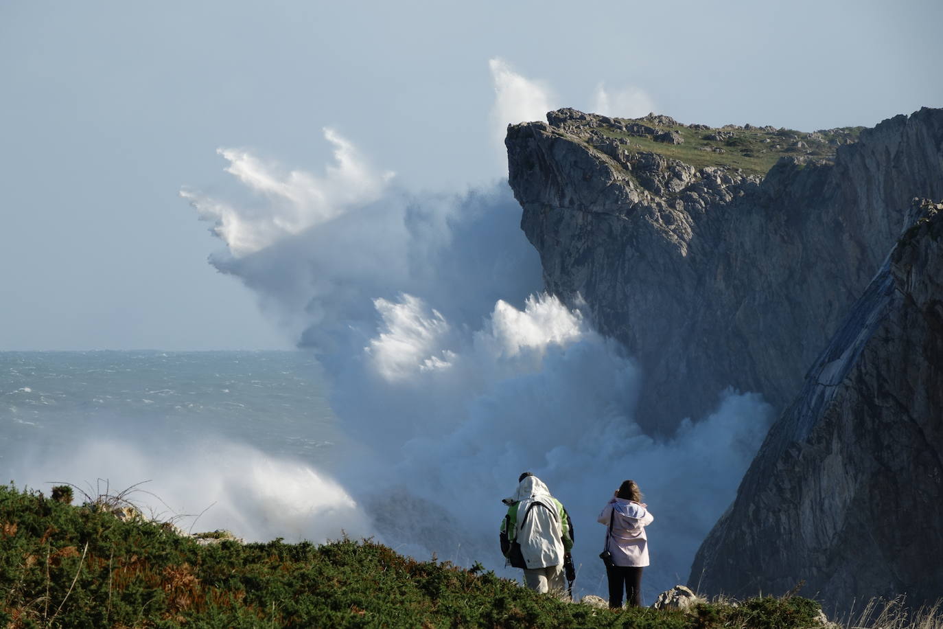 Fotos: Las impresionantes imágenes que deja &#039;Amelie&#039; en la costa de Asturias