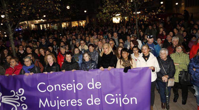 Los colectivos feministas de la región han convocado manifestaciones de repulsa contra la sentencia de la 'manada' de Manresa en varias localidades como Gijón, Oviedo, Mieres, Piedras Blancas,Pola de Laviana o Cangas de Onís. 