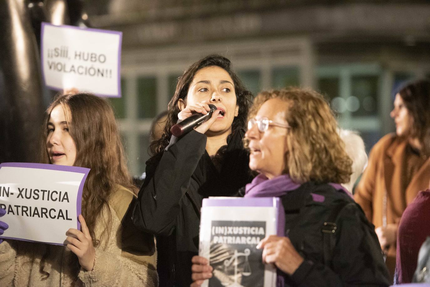 Los colectivos feministas de la región han convocado manifestaciones de repulsa contra la sentencia de la 'manada' de Manresa en varias localidades como Gijón, Oviedo, Mieres, Piedras Blancas,Pola de Laviana o Cangas de Onís. 