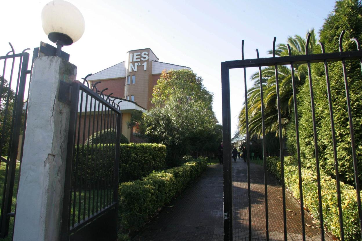 El Instituto Número 1, en el Polígono de Pumarín. 