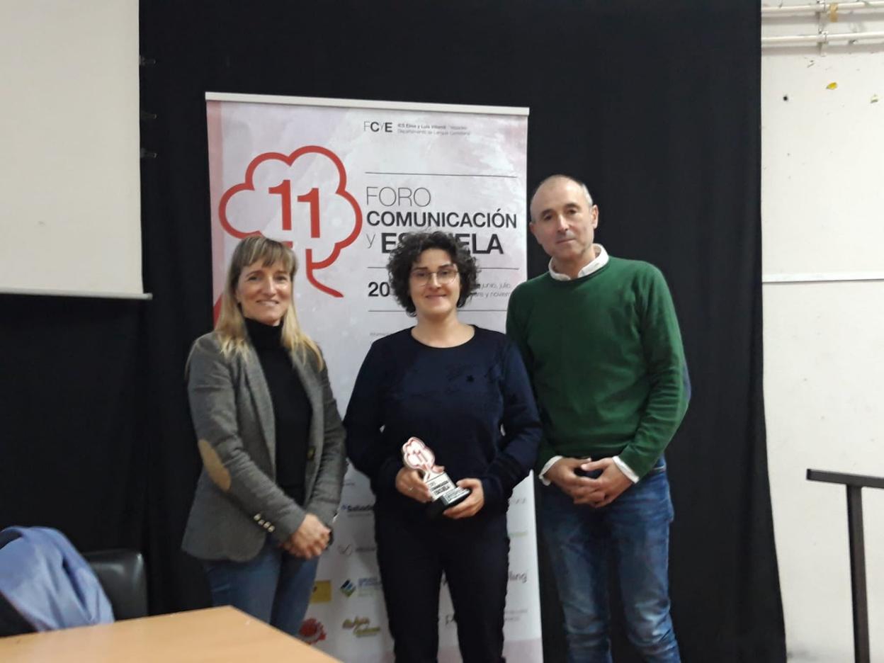 La ponente, Bárbara González de Cangas, en el centro. :: E .C.