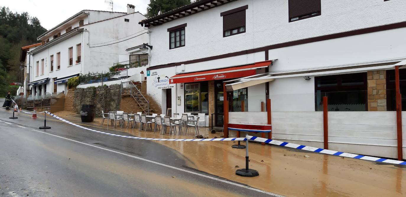 La zona afectada por el argayu de Tazones.