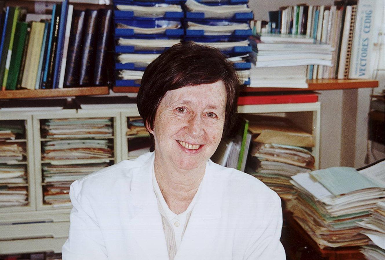 Bioquímica, discípula de Severo Ochoa, pionera en la Biología Molecular y la Biotecnología, una de las grandes científicas de este país. La asturiana ha fallecido este jueves a los 80 años.