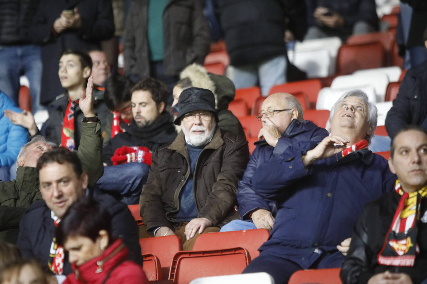 ¿Estuviste este sábado en El Molinón en el partido Sporting - Numancia? ¡Búscate en nuestra galería de imágenes! 