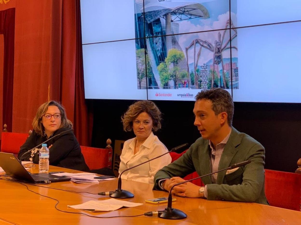 Esther Fernández y Miguel Rodríguez, durante el congreso. 