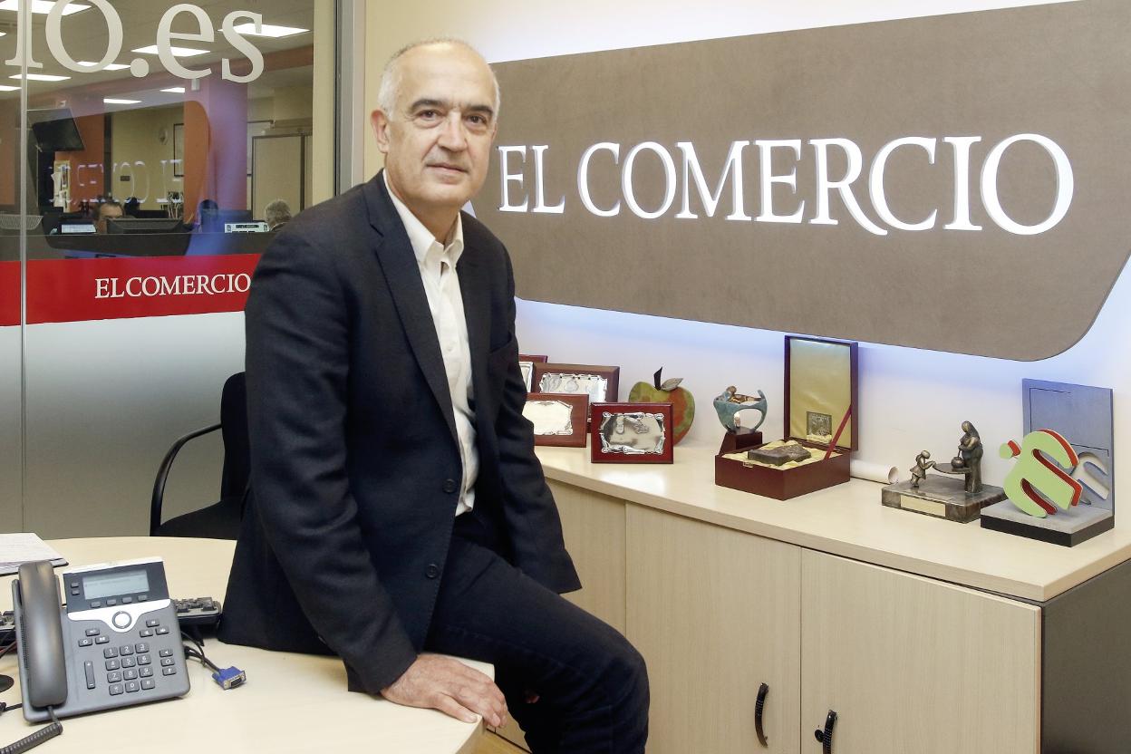 Javier Nieto en la redacción de EL COMERCIO.