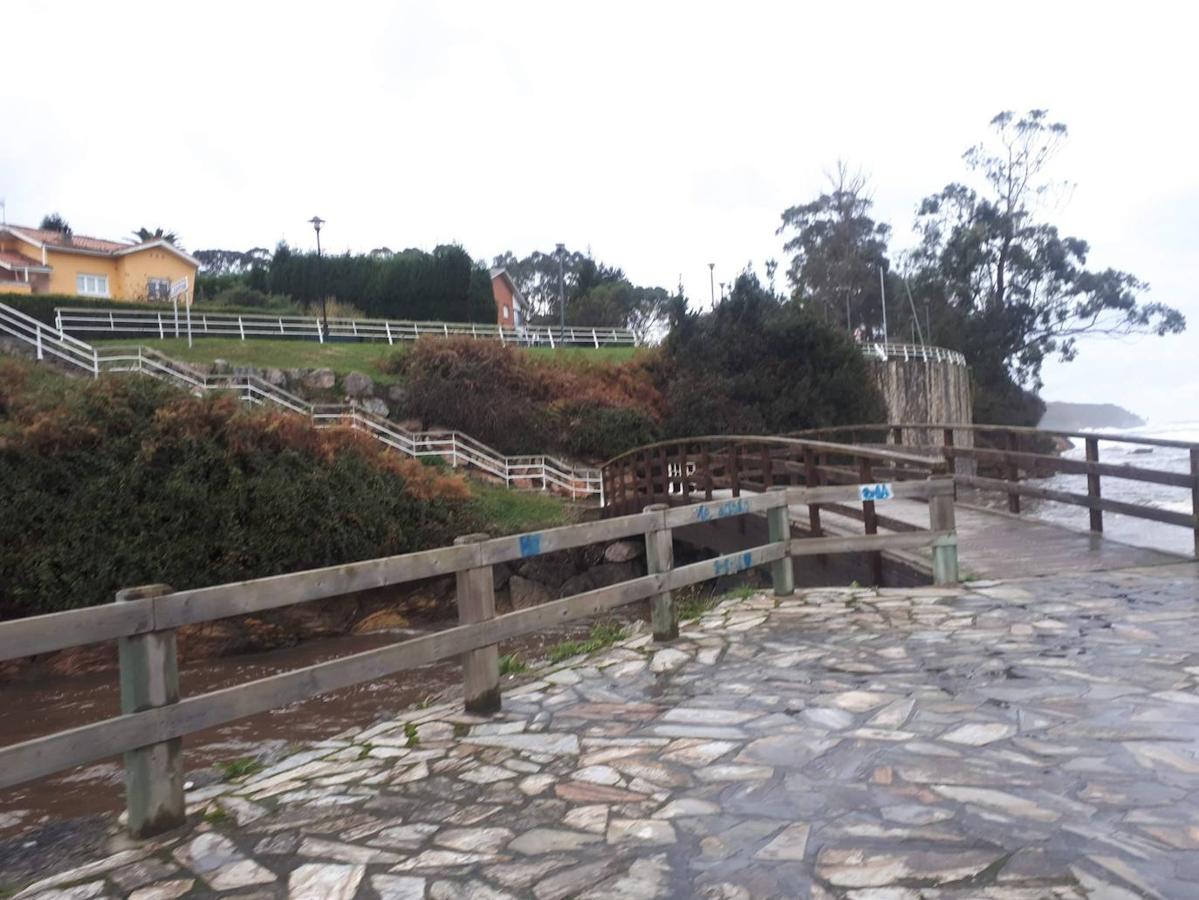 Recorremos una de las rutas costeras más espectaculares del litoral asturiano, situada entre la Playa de Arnao y San Juan de la Arena.