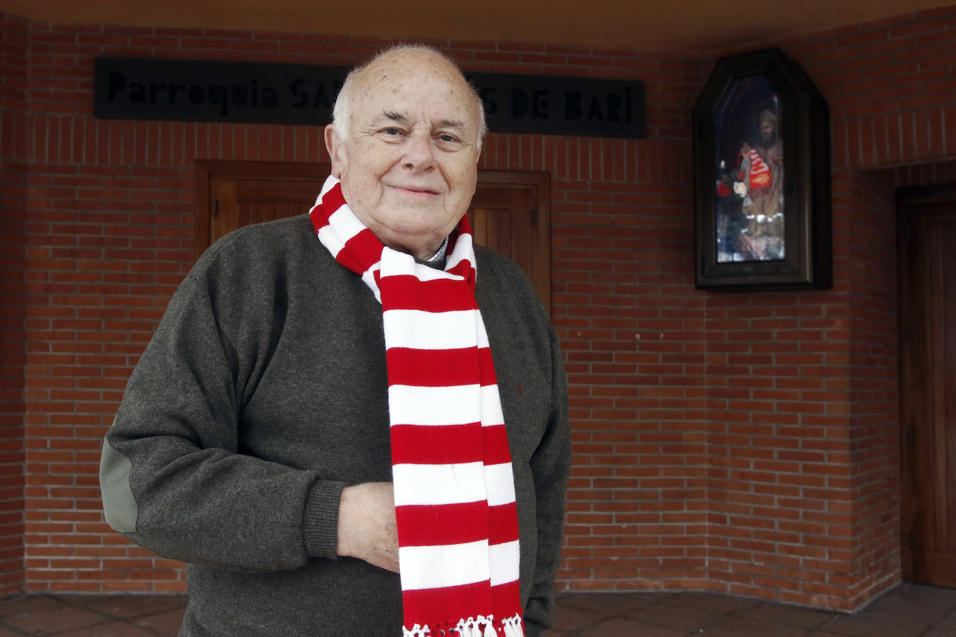 Fernando Fueyo, párroco del Sporting: «Tengo la confianza total en que las cosas van a cambiar y nos irá bien»