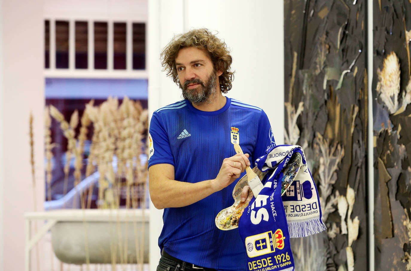 Pablo de Lillo, artista: «Este domingo dejen a un lado el arte y estilo, con el corazón les llega. Que sientan nuestro aliento en sus nucas. ¡Hala Oviedo!» 