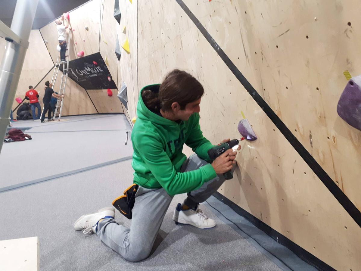 Fotos: ¿Estuviste en la primera prueba de la Copa de Asturias de escalada? ¡Búscate!