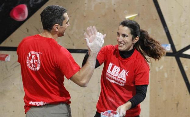 Javier Meng y Estefanía Andrade en una de las pruebas de la final. 