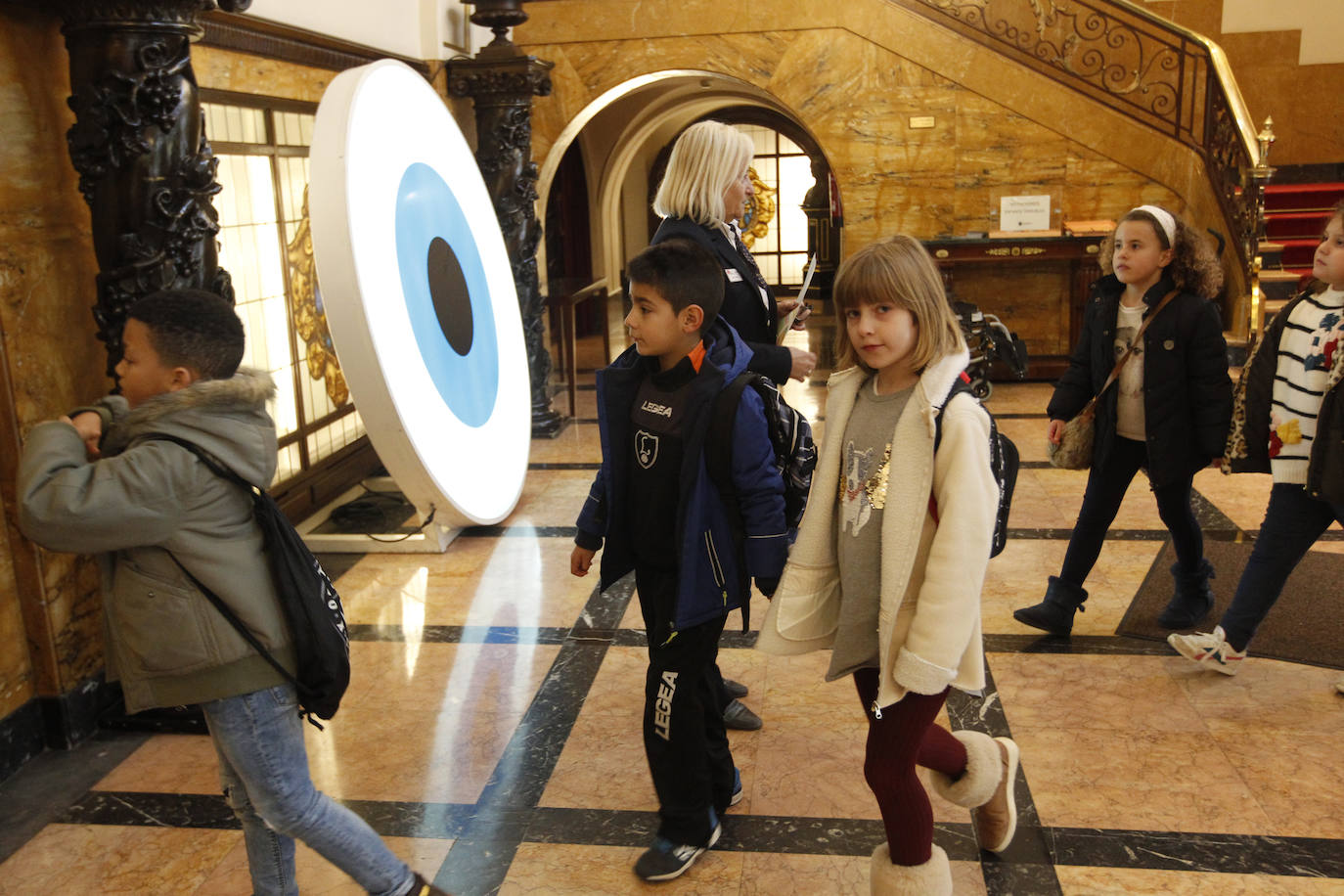 Más de 15.000 niños y jóvenes participan en las sesiones escolares de la sección germen del FICX, que cuenta cada año con el apoyo del diario EL COMERCIO