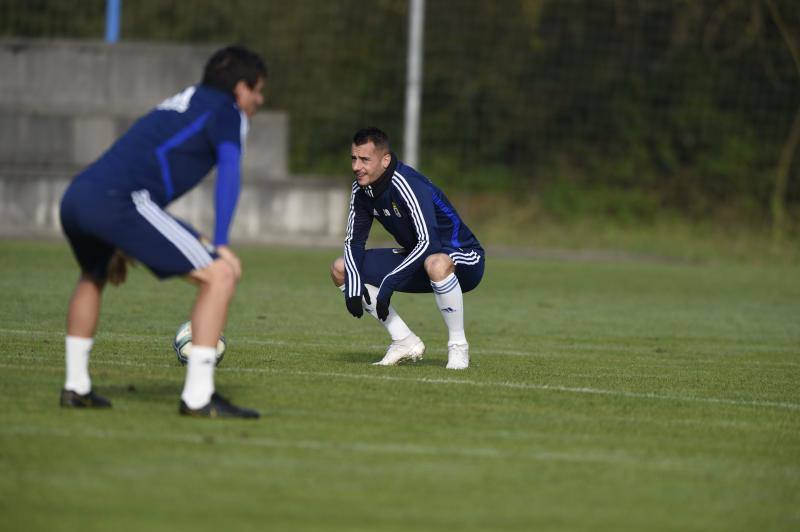 Los jugadores del Real Oviedo han preparado este jueves el encuentro contra Las Palmas. 