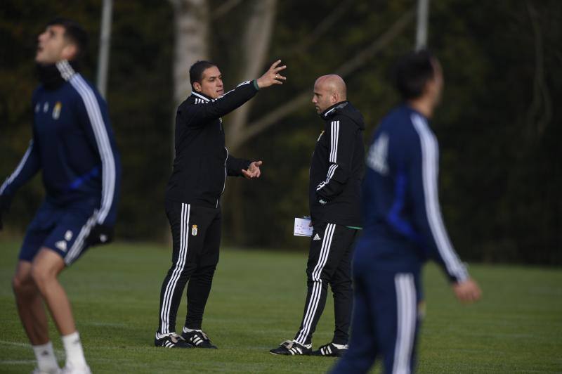 Los jugadores del Real Oviedo han preparado este jueves el encuentro contra Las Palmas. 
