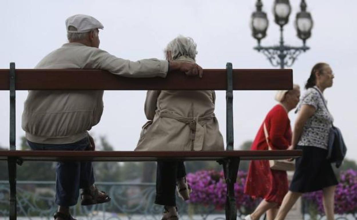 La esperanza de vida en Asturias se sitúa en 82,8 años, a la cola de España