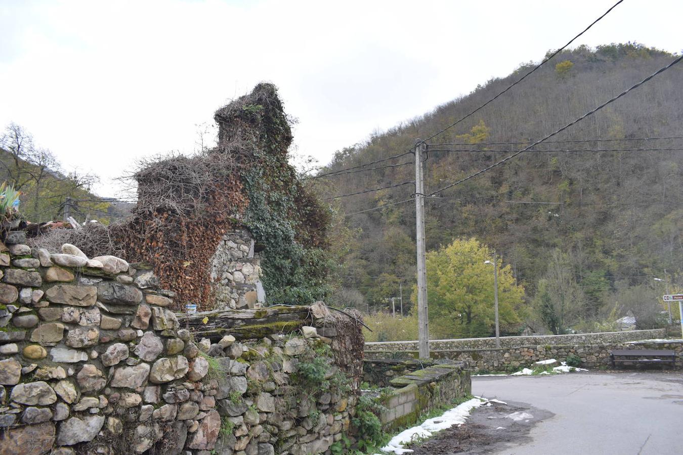 Fotos: Un paseo con nieve por la Senda Verde Foyoso