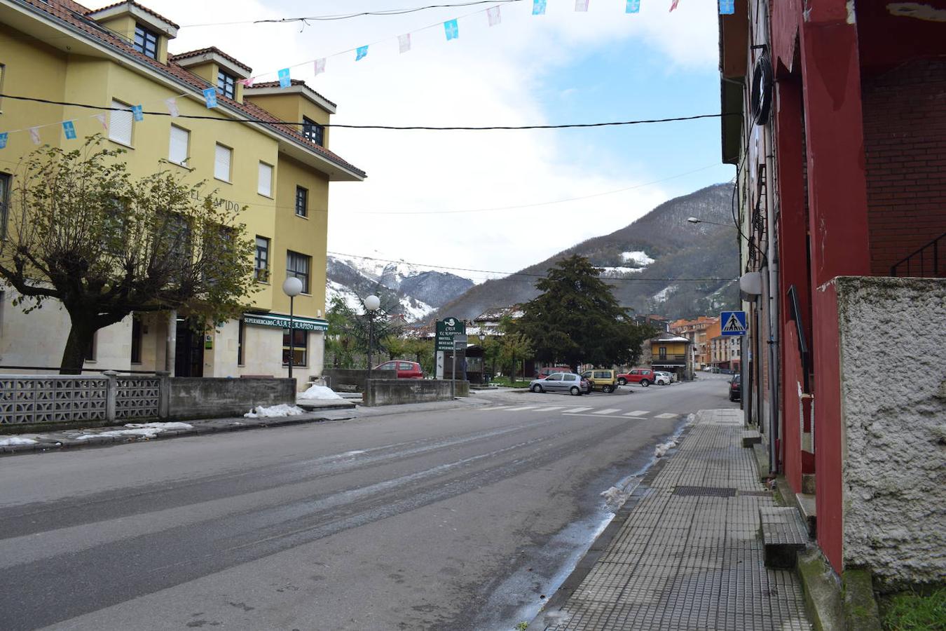 Fotos: Un paseo con nieve por la Senda Verde Foyoso