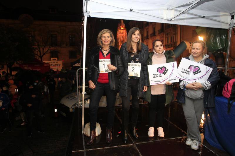 La ciudad de Oviedo acogió, este sábado, la carrera Oviedo Corre Contigo.